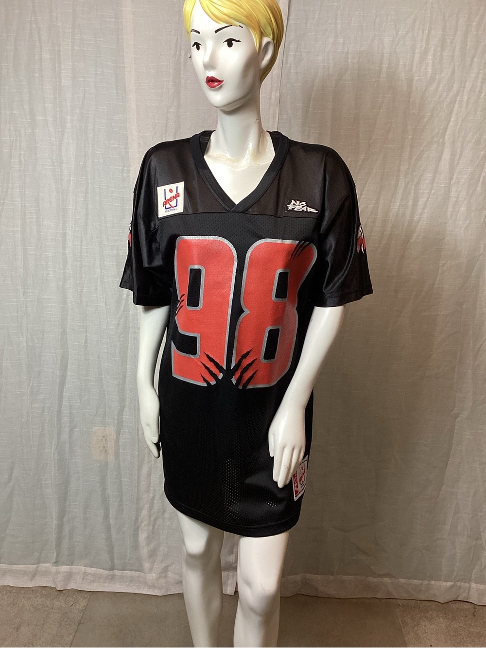No Fear Atlanta Falcons 1998 NFC Championship Season Jersey; Size: M